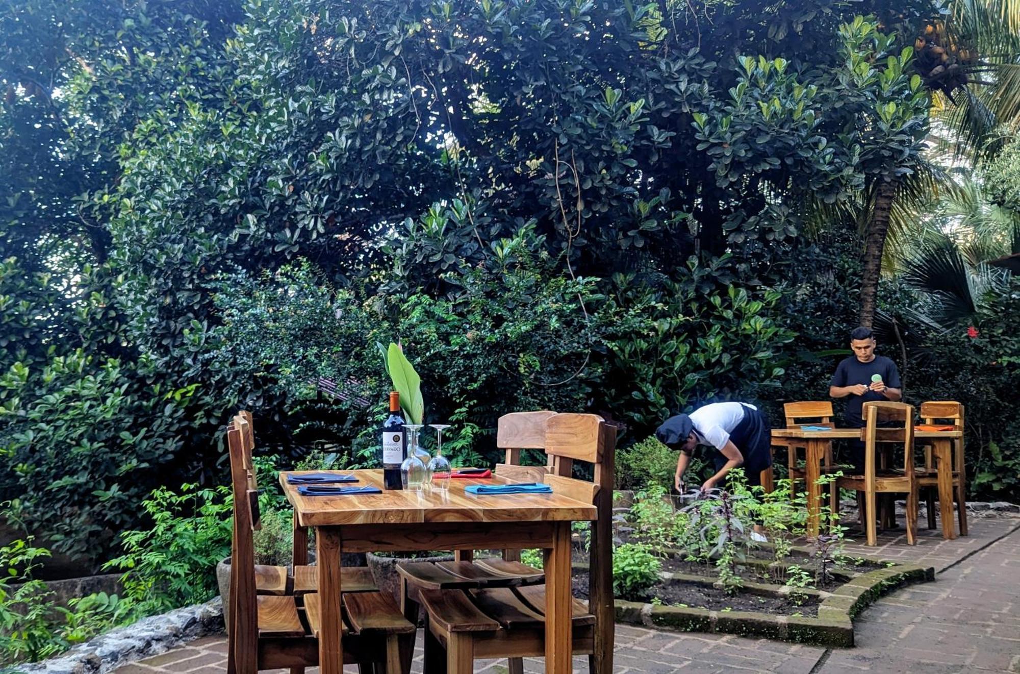 La Bambouseraie Lodge *